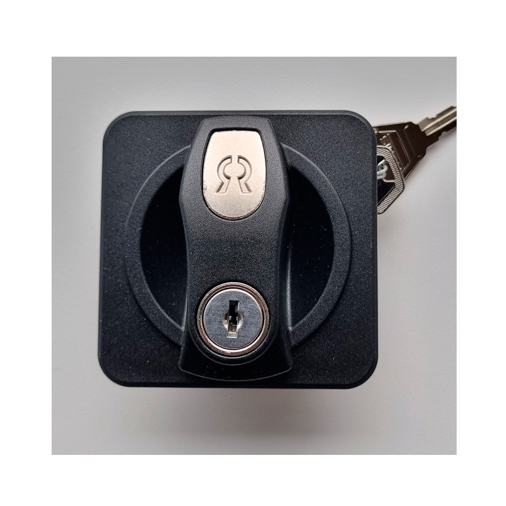 Kovov� kancel�rska archiva�n� skri�a 01